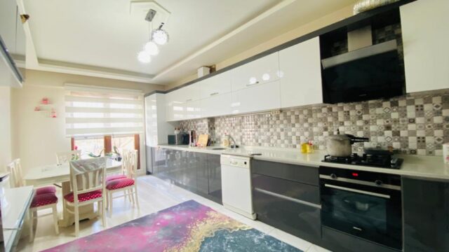 WhatsApp Image 2023-11-27 at 14.26.36 (2)